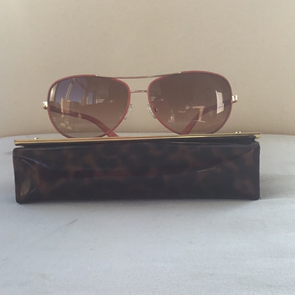 Sunglass - image 3